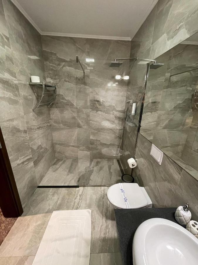 J'Adore Boutique Hotel Lugoj Bagian luar foto
