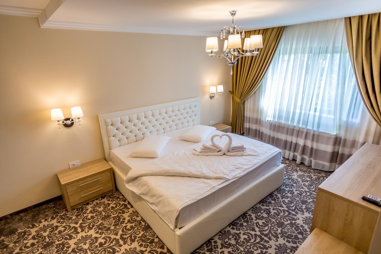 J'Adore Boutique Hotel Lugoj Bagian luar foto
